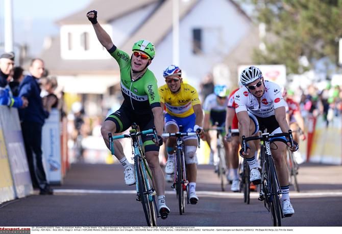 Moreno Hofland (Belkin) celebrates his stage win