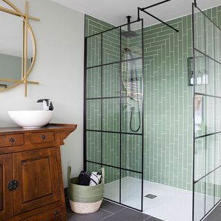 bathroom with washbasin and shower area