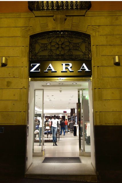 Zara&#039;s flagship store in Tenerife