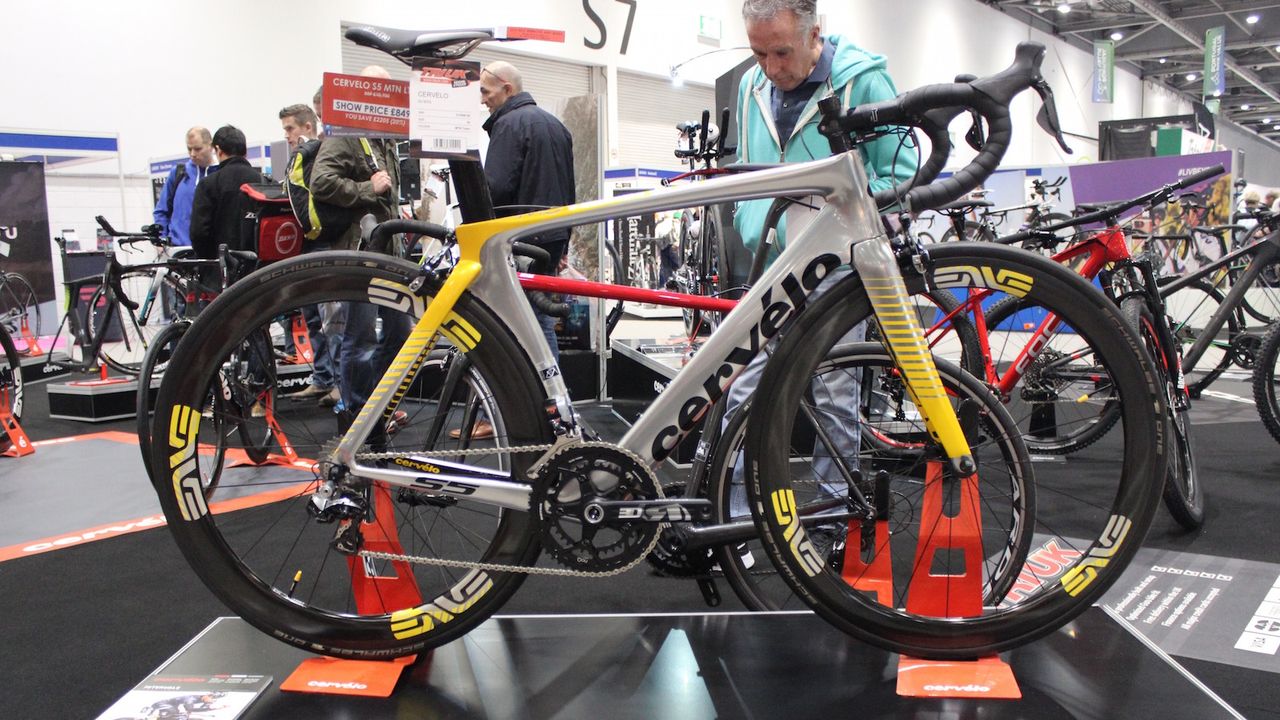 A MTN-Qhubeka edition Cervelo S5