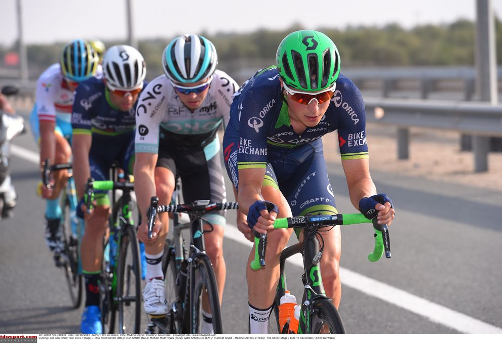 Jens Keukeleire (Orica BikeExchange) leads the break