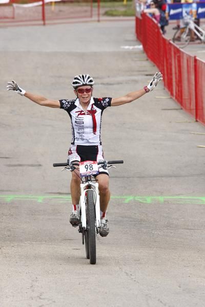 Amanda Sin (3Rox Racing) pulled out a late attack for the win