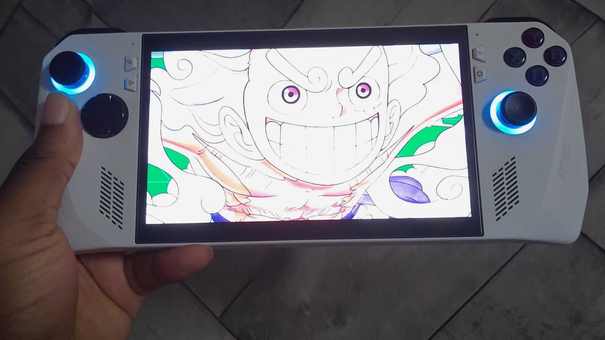 Custom start-up theme on Asus ROG Ally Bazzite