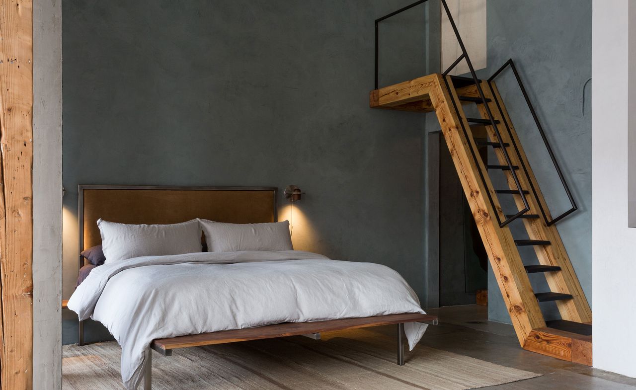 Stephen Kenn Loft bedroom, Los Angeles, USA