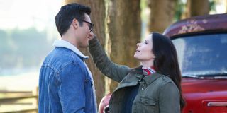 clark and lois elseworlds crossover the flash