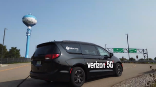 Verizon and Renovo partner to develop 5G vehicles.