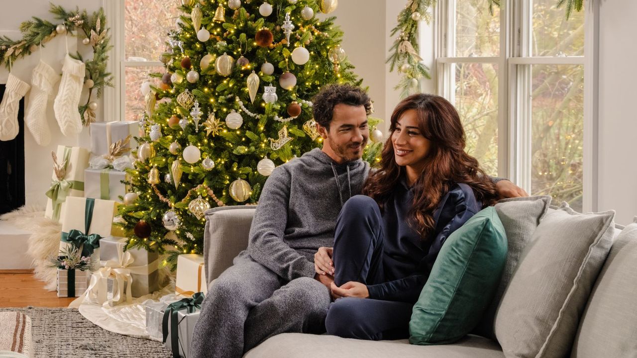 Kevin and Danielle Jonas