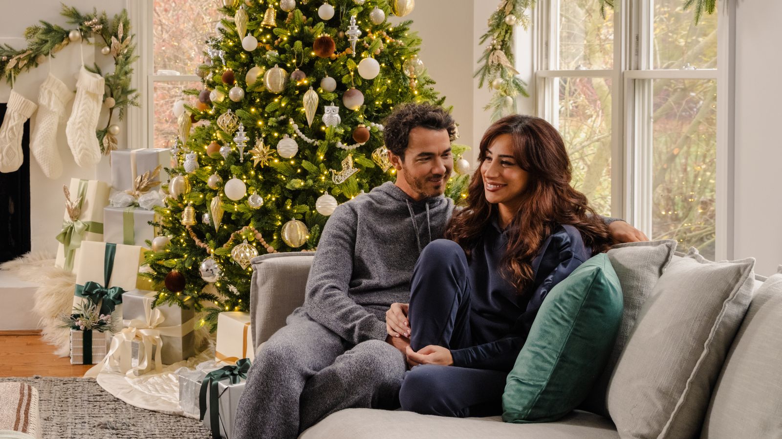 Kevin and Danielle Jonas