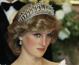 TV tonight Princess Diana at a banquet in 1983 in Diana's Decades