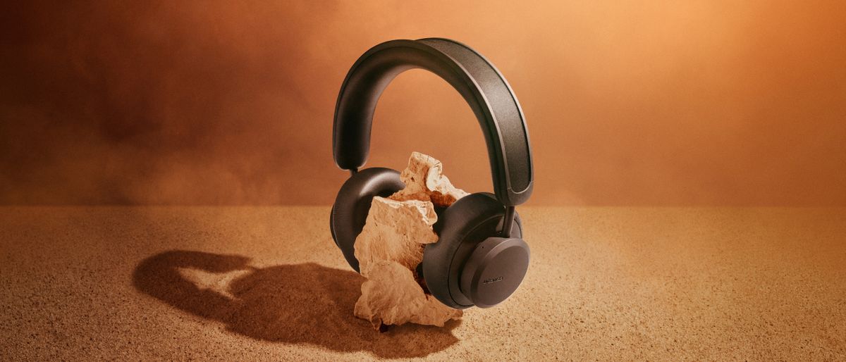 the urbanista los angeles self charging headphones