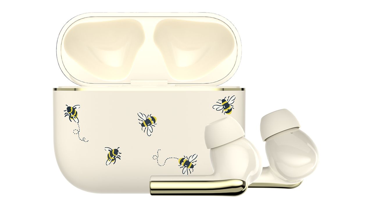 VQ Skylark Cath Kidston earbuds with bees on