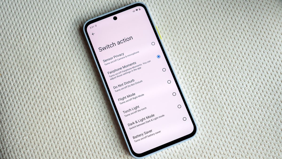 Customizing the side switch on the Fairphone 6