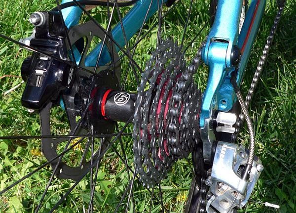 SRAM also provides its PG-990 cassette.