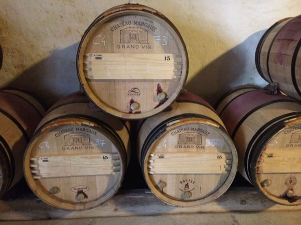 000008ba1-Chateau_Margaux_barrel.jpg
