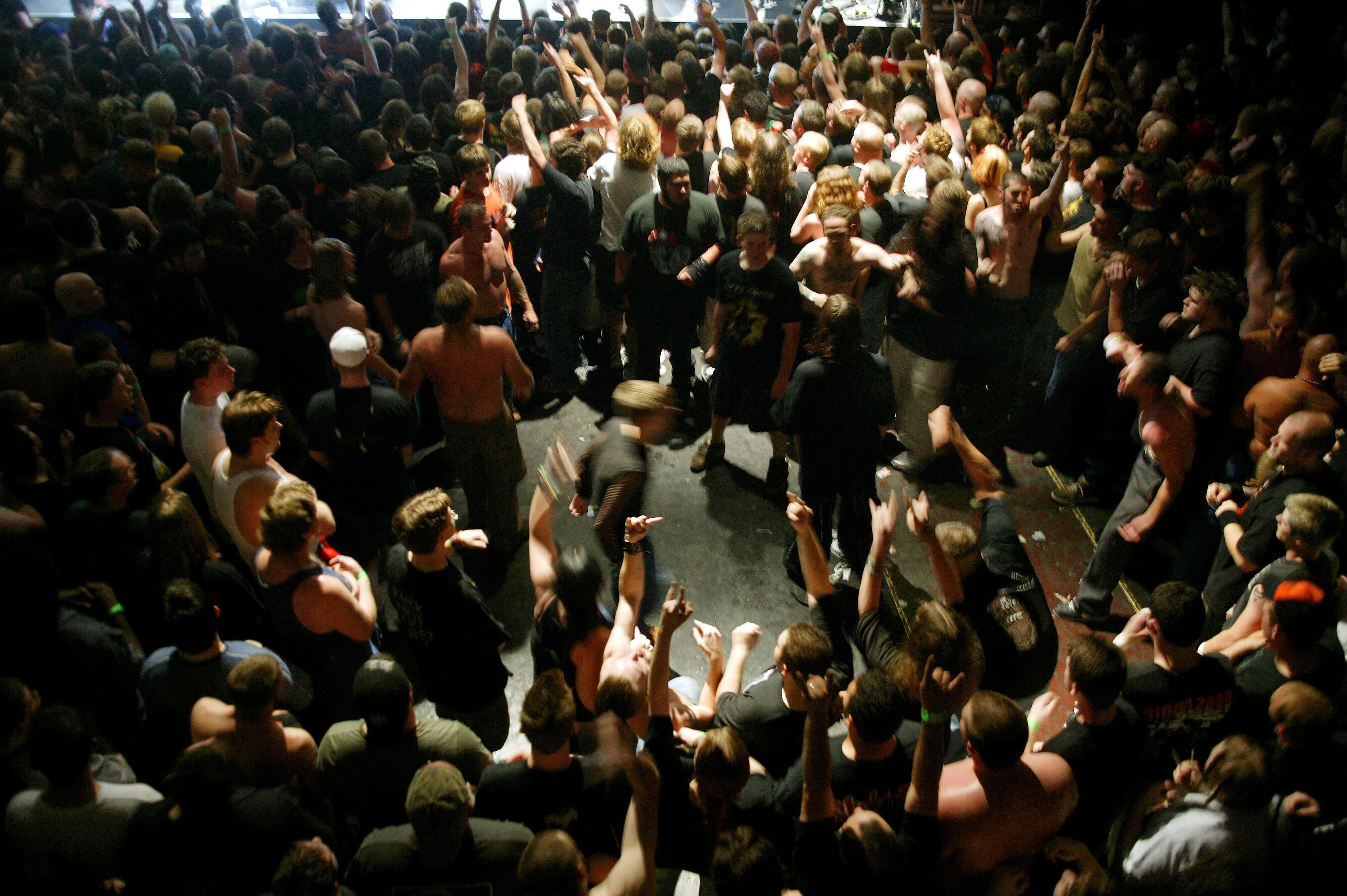 Slipknot audience in 2004