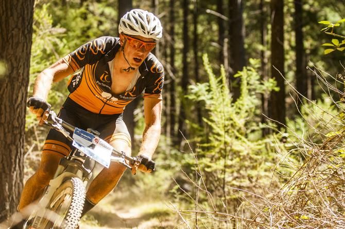 Mark Tupalski in the elite men's race