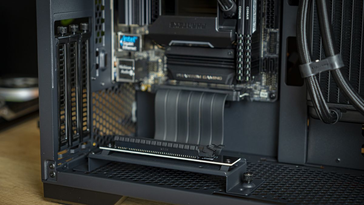 Phanteks P200A