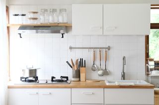 An organized modern kitchen