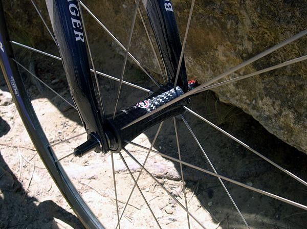 Bontrager carbon front hub - making the wheels light was a big priority