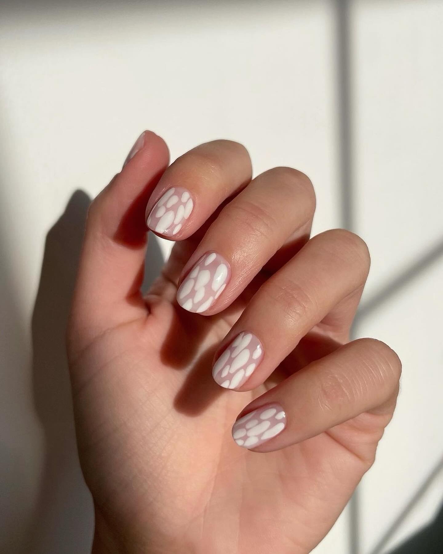 white nail ideas&amp;nbsp;