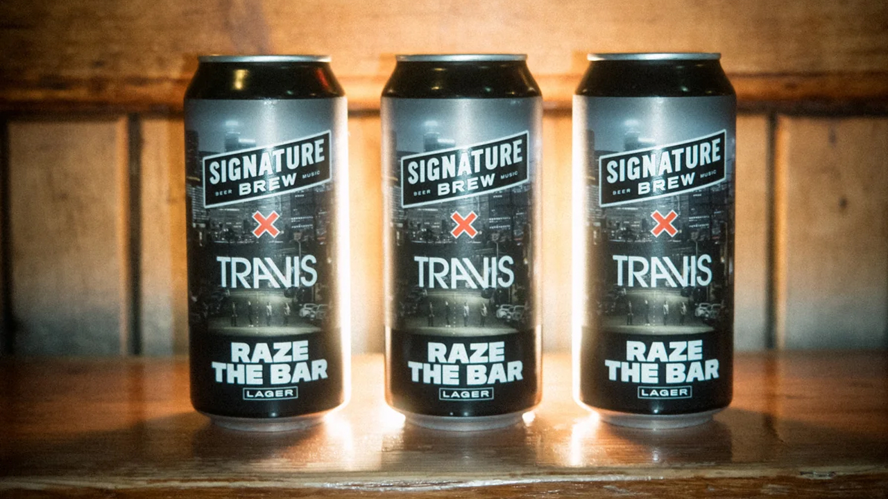 Travis’s Dougie Payne on the band’s new beer, life on the road — and 5 things only a Glastonbury headliner knows
