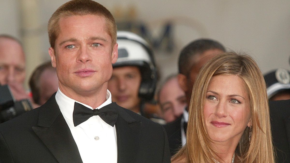 There Was Apparently a “Wall of Caviar” at Brad Pitt and Jennifer ...