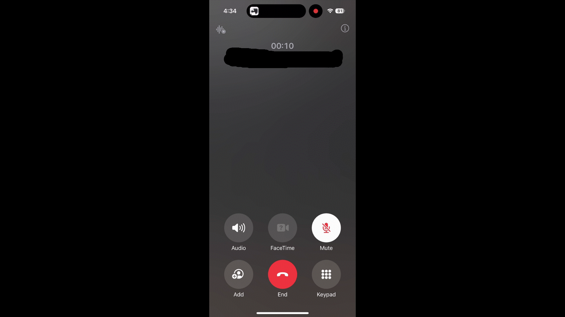 GIF animation showing Apple Intelligence recording phone calls.