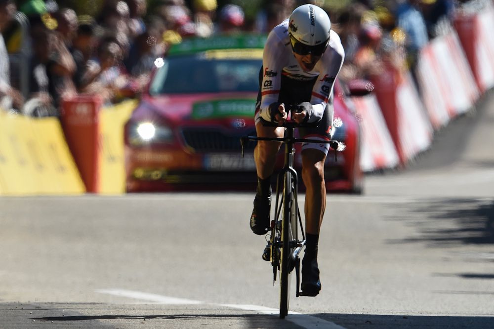 Bauke Mollema (Trek-Segafredo) in the stage 13 time trial at the 2016 Tour de France.