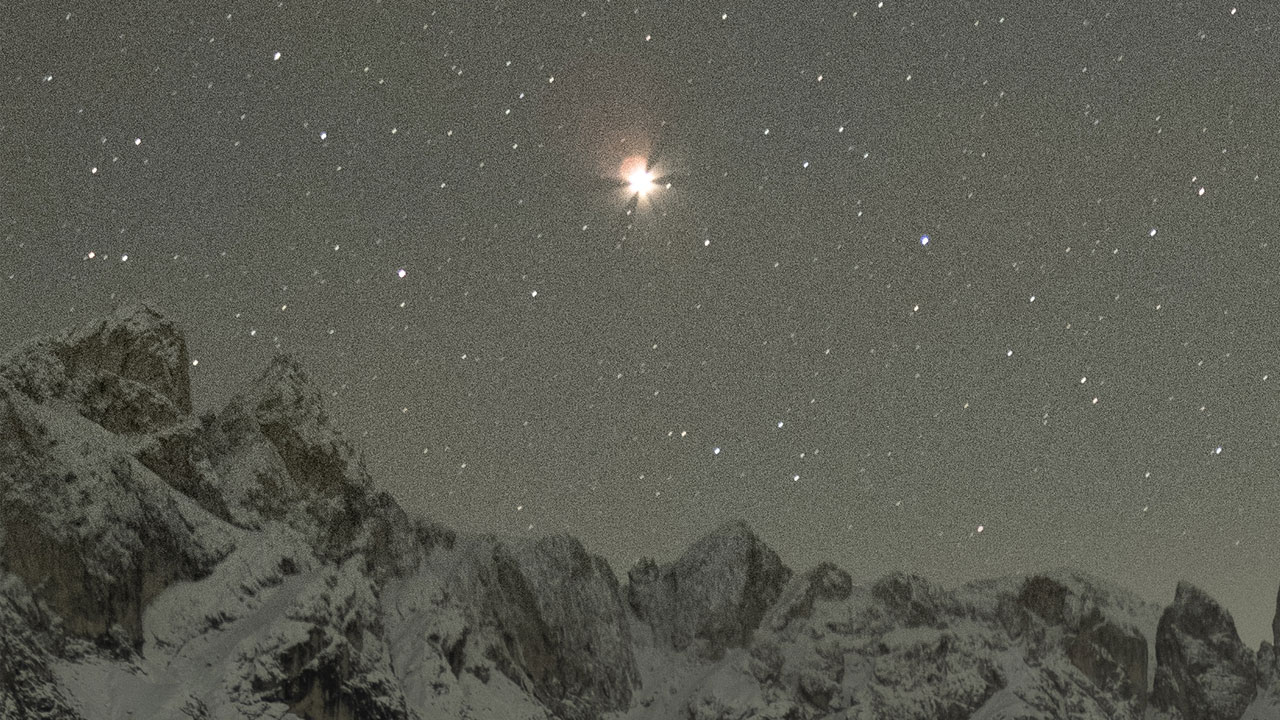 Canon EOS Ra camera review: image of night sky