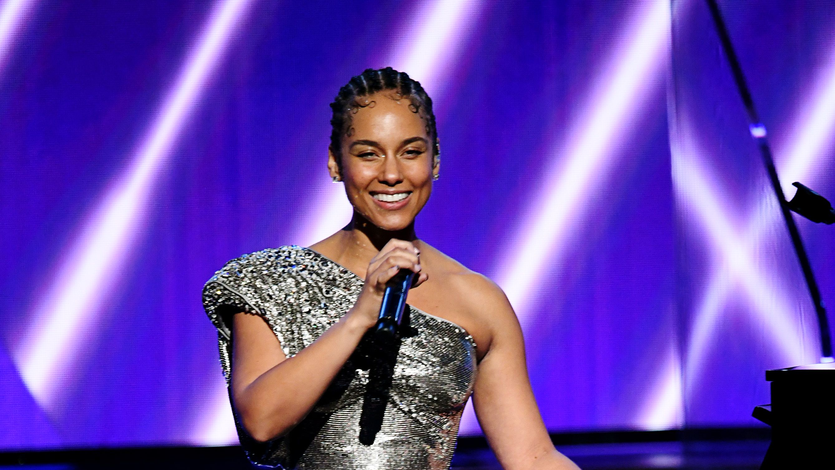 Alicia Keys Hosts Wearing Wearing Barely Any Marie Claire
