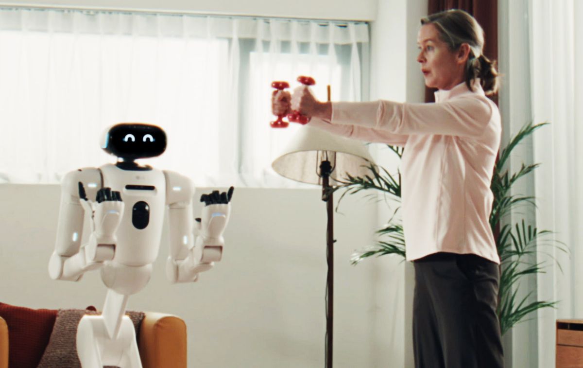 LG CLOiD robot