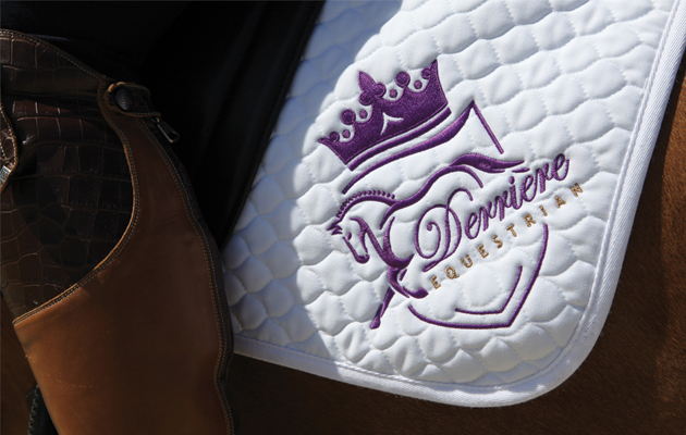 Derriere Featured