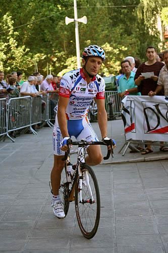 Michele Scarponi before the start of a race that suits him.