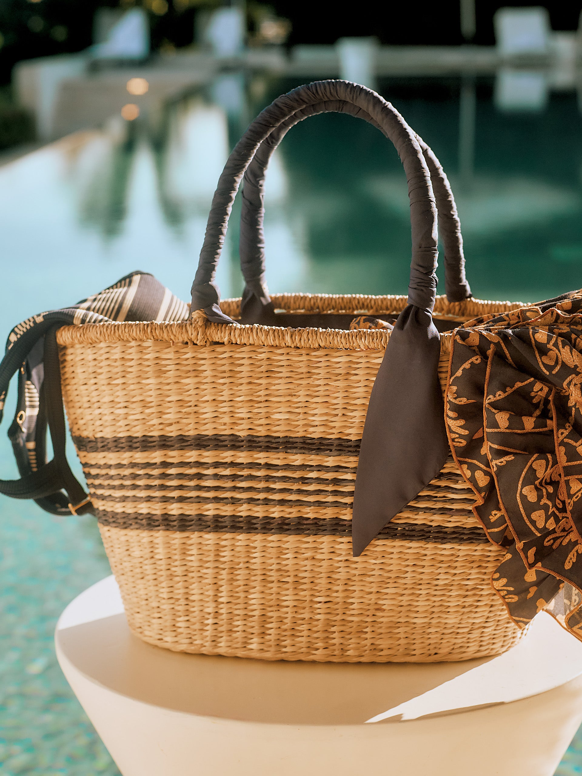 Natural Solid Sonny Raffia Beach Tote | Women's Handbags | J.mclaughlin