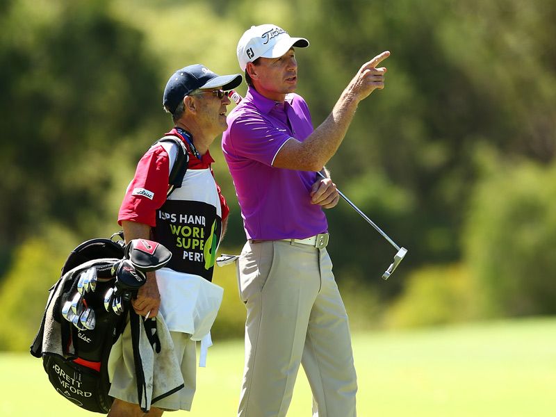 Rumford wins golf World Super 6 in Perth