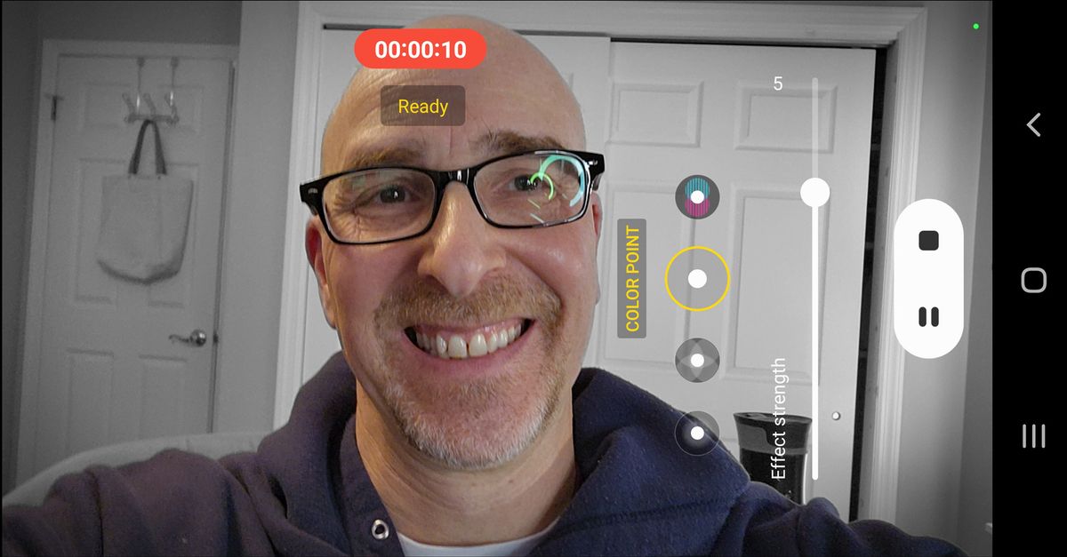 Samsung Galaxy S22 Ultra's Portrait Video is no match for Apple Cinematic mode TechRadar