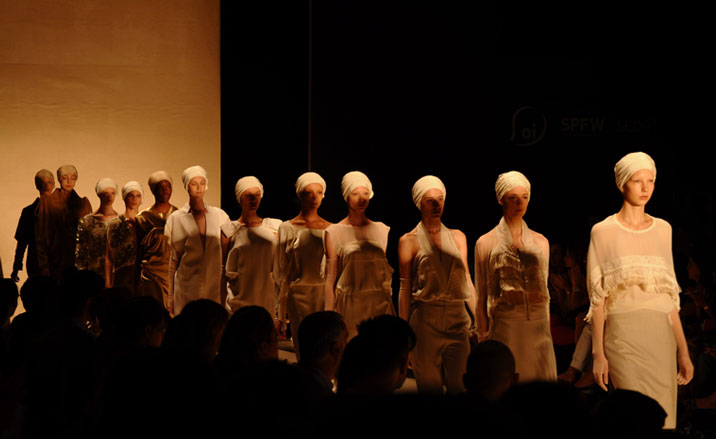 Huis Clos’s floating angels.