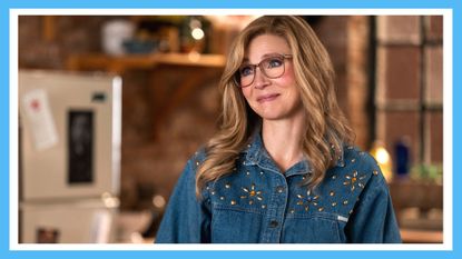 Sarah Chalke in Firefly Lane - Production Still Image. Does Kate die in Firefly Lane?