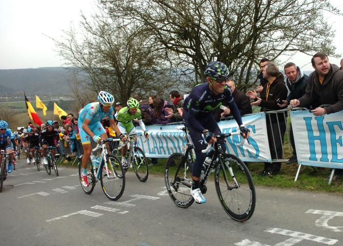 Alejandro Valverde leads Vincenzo Nibali