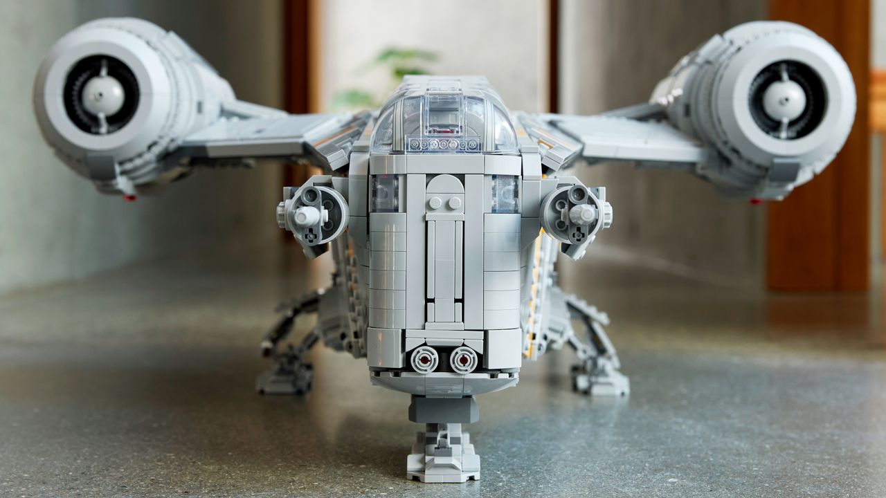 LEGO Razor Crest build front-on promo shot
