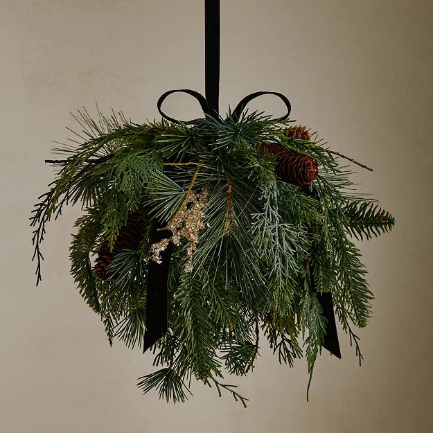 Ultimate Fir Tree Pomander | Christmas Wreaths &amp;amp; Garlands | the Wh...