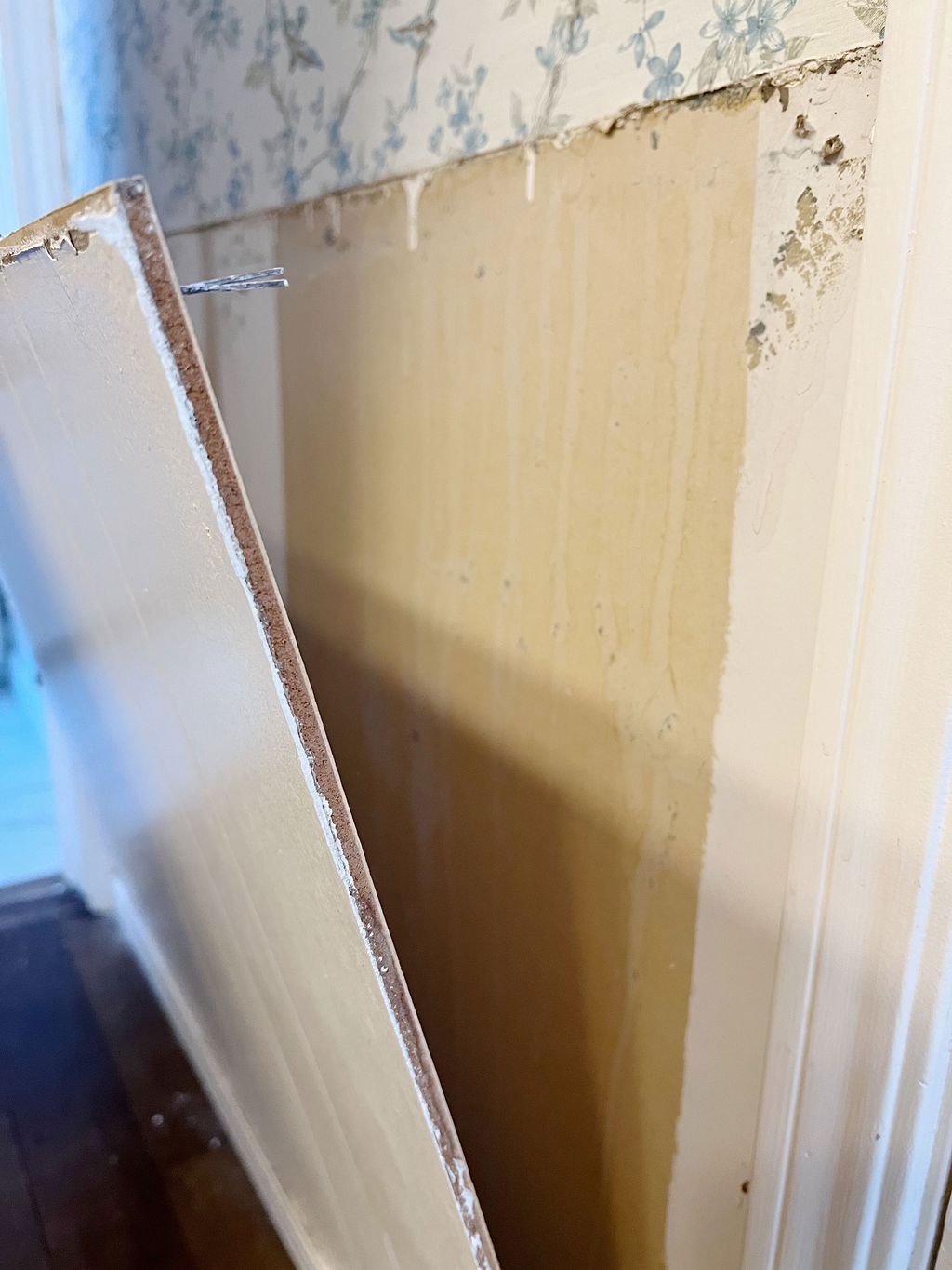How to remove wood paneling in 5 steps Real Homes