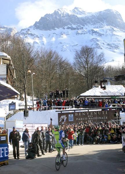 Vincenzo Nibali (Liquigas-Cannondale) soloed to victory in Prati di Tivo,