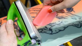 How to wax a snowboard at home.