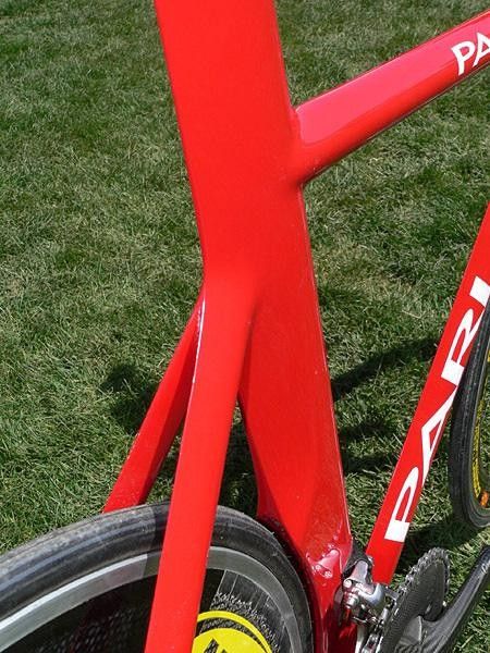Even the stays are aero-profiled.