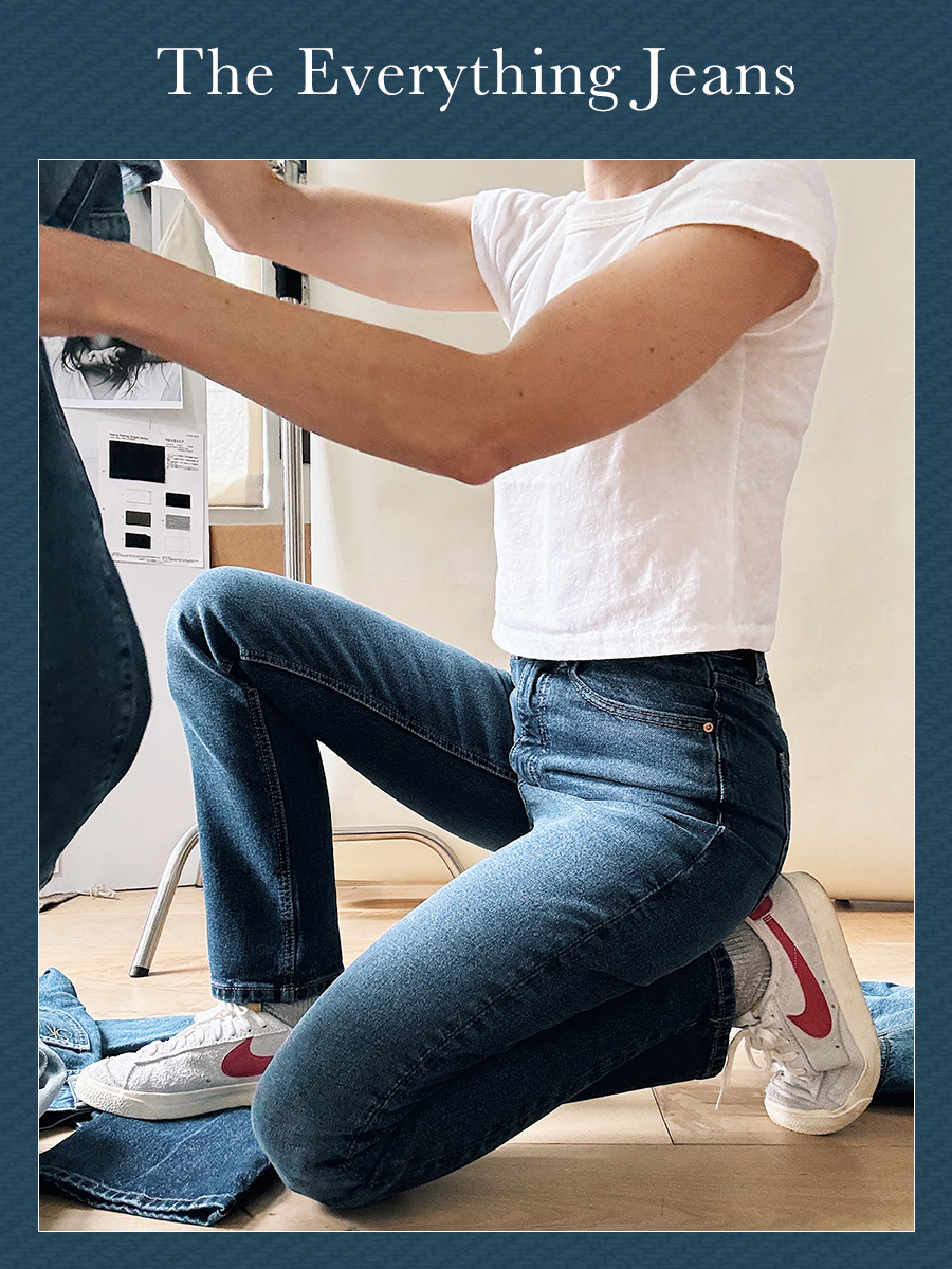 Woman in blue jeans a t-shirt.