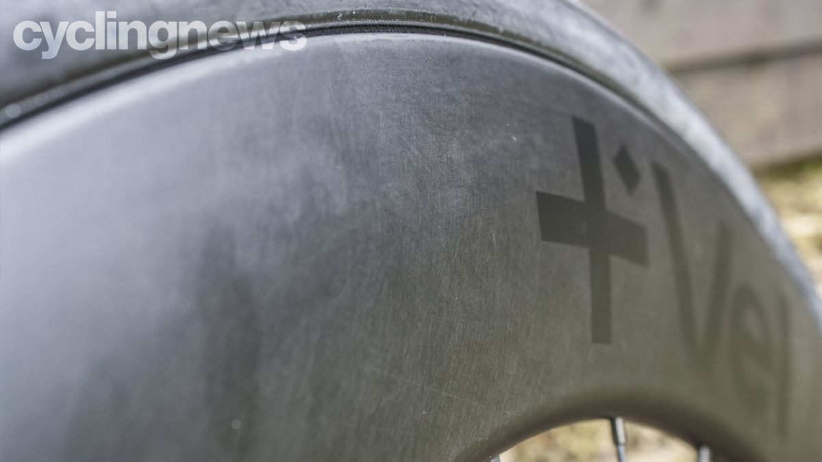 Vel 6085 RSL Disc wheels
