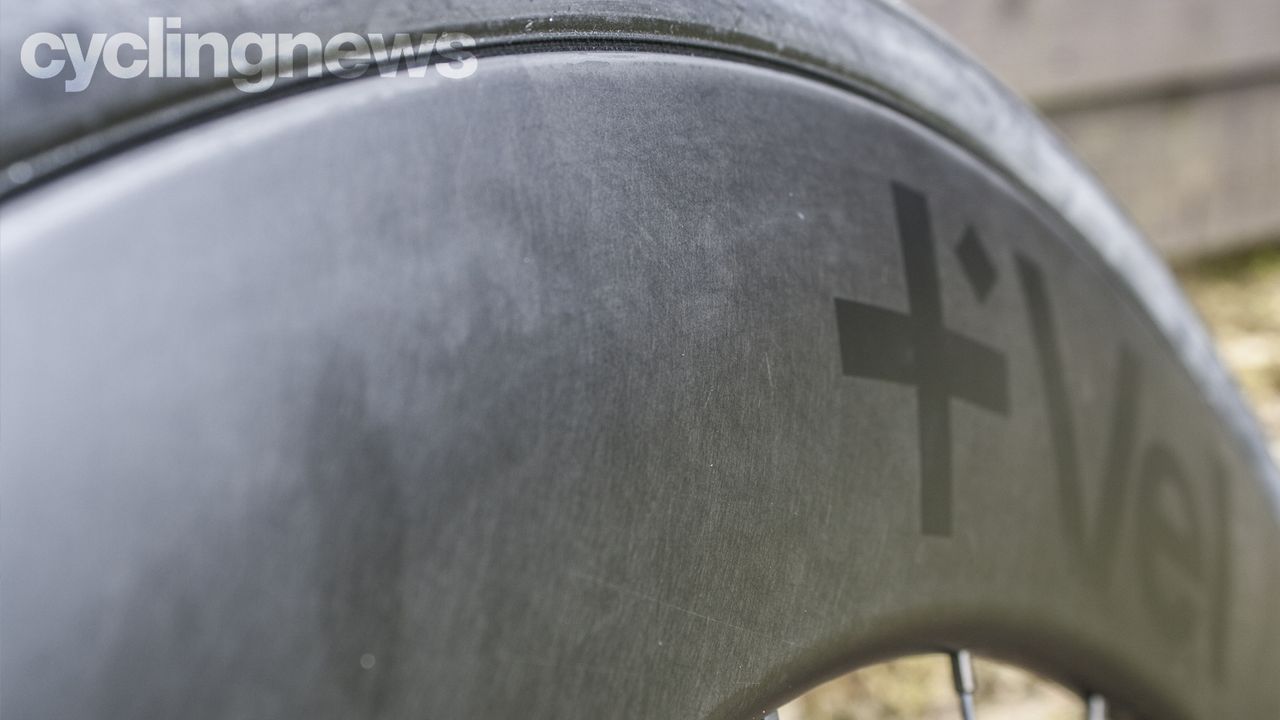 Vel 6085 RSL Disc wheels