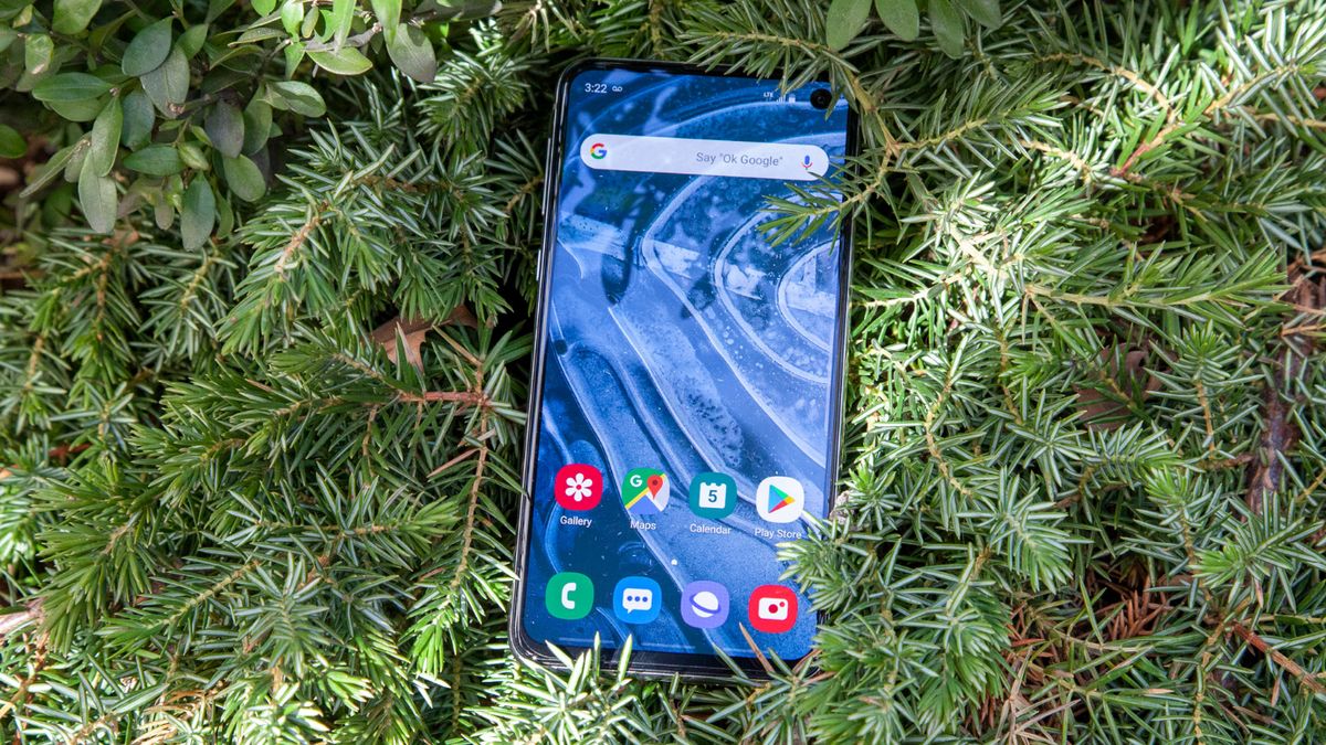 Samsung Galaxy S10e review | Tom's Guide