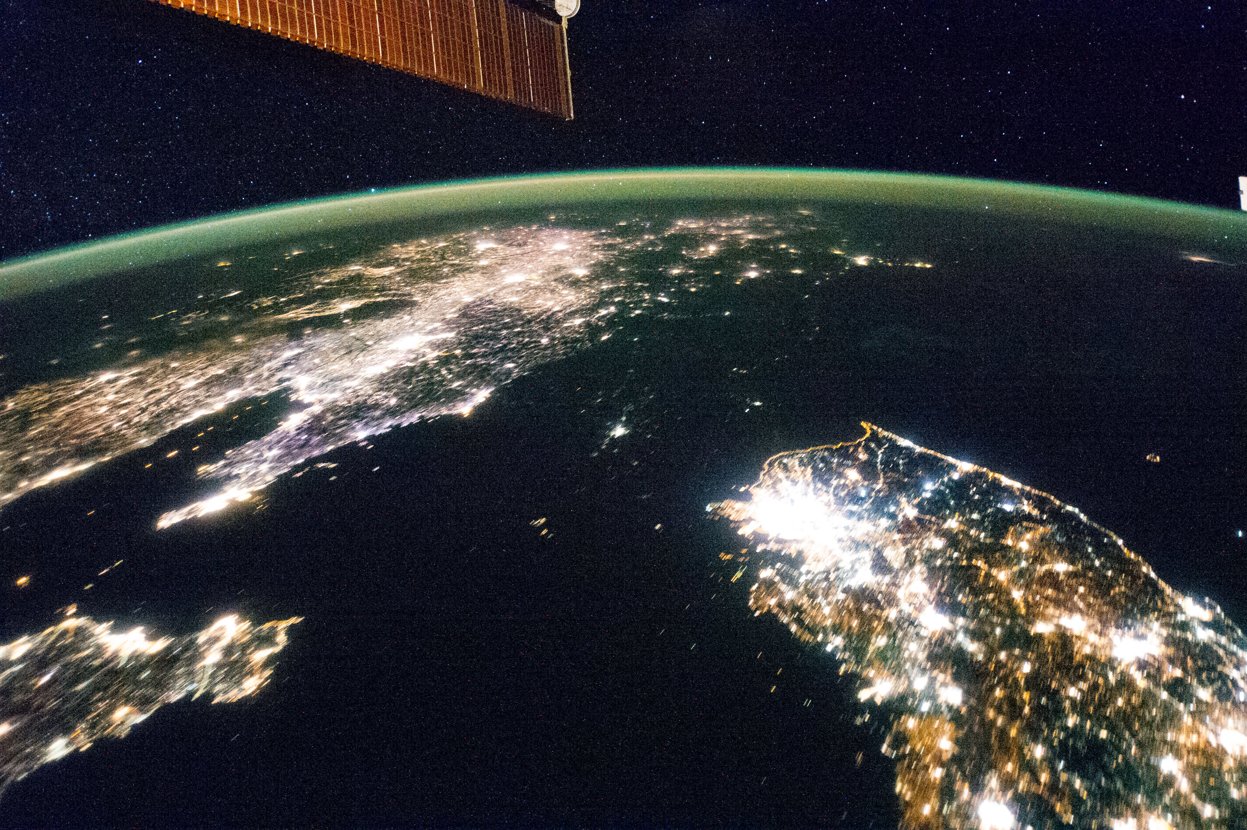 Nasa Wants You To Help Sort Astronaut Photos Of Earth At Night Space 1488